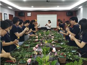 1QQ图片.jpg 1QQ图片.jpg