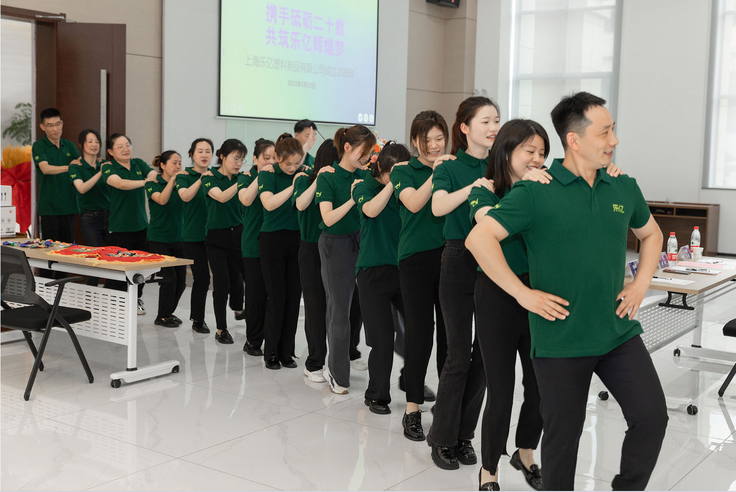 兔子舞.png 兔子舞.png